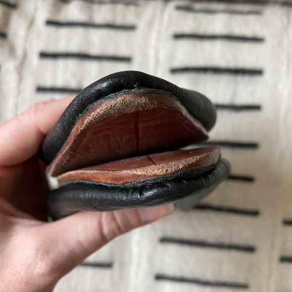 Leather babouche slipper - Picture 5 of 7